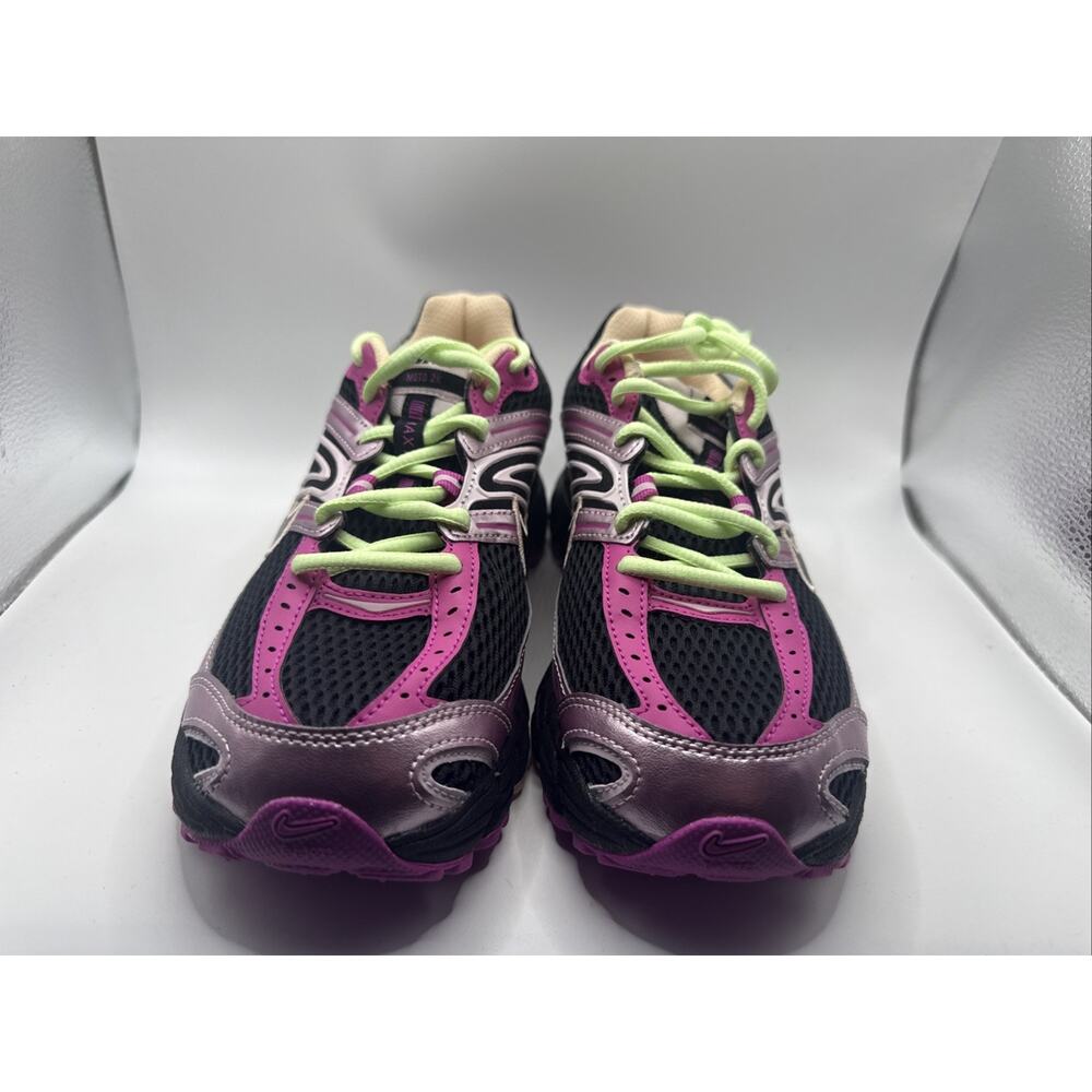 Nike Air Max Moto 2K Black Fire Pink Women's Size 7 HQ2056-008 (NEW) - Picture 2 of 8